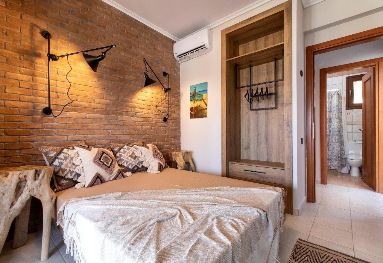 Porto Thea Alexandra Shared Pool Villa, Áfitos Extérieur photo
