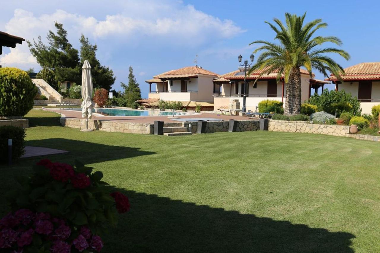 Porto Thea Alexandra Shared Pool Villa, Áfitos Extérieur photo
