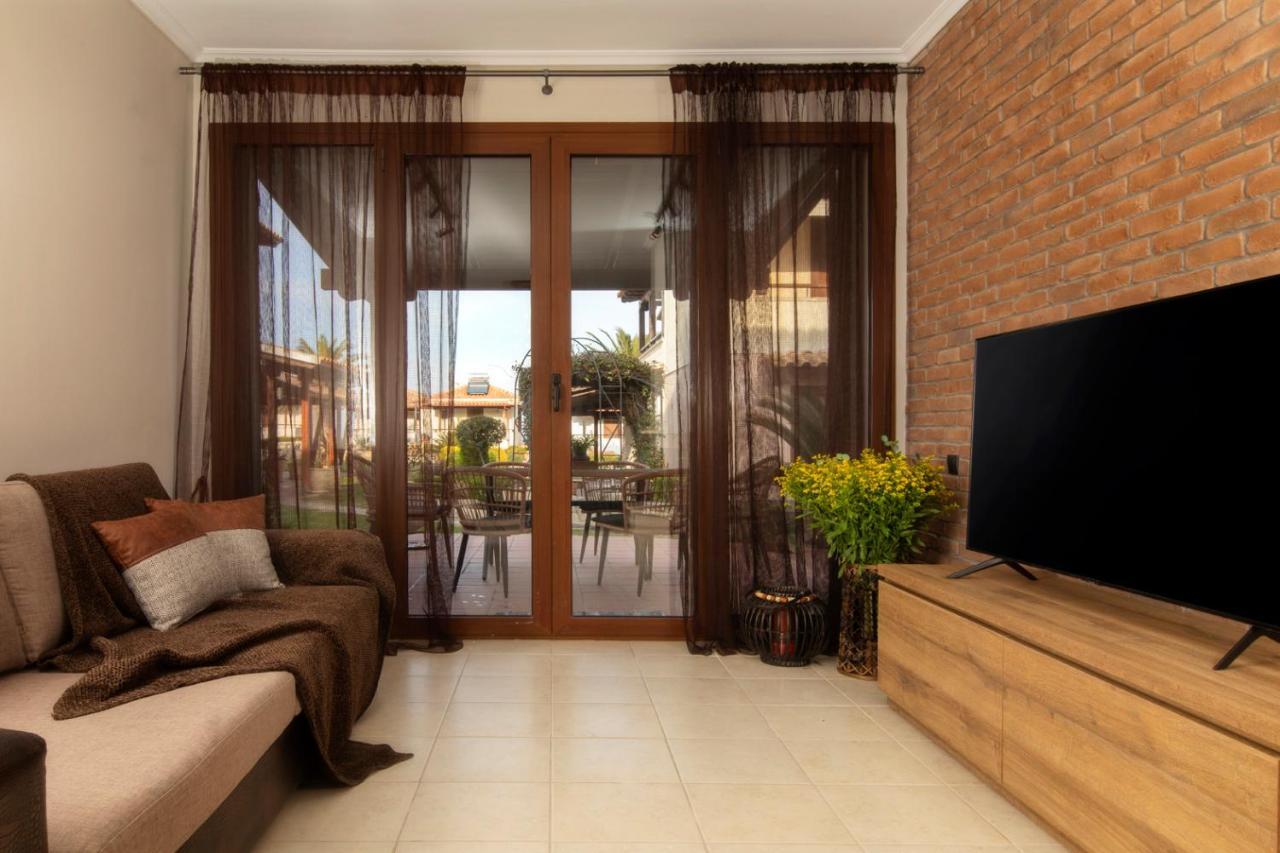 Porto Thea Alexandra Shared Pool Villa, Áfitos Extérieur photo